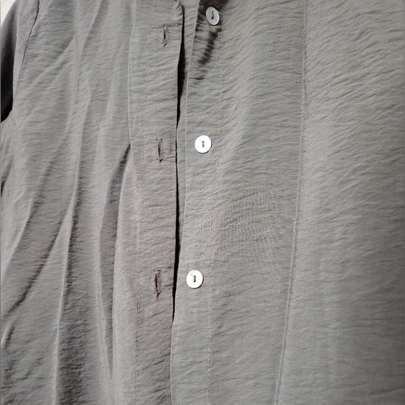 Blouse - Picture 2 of 6